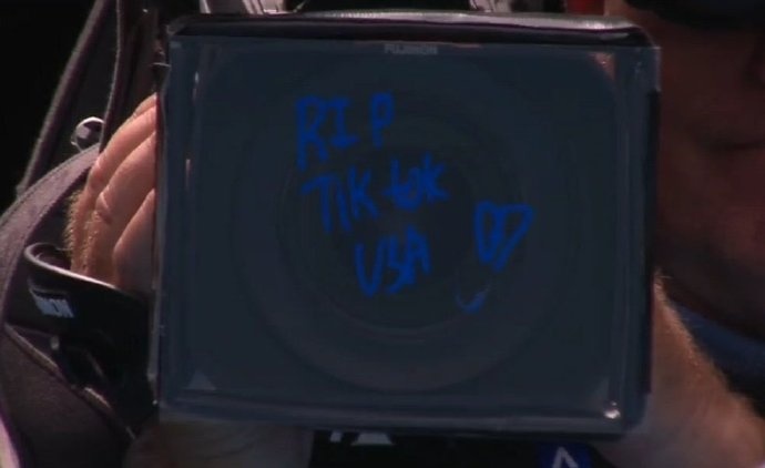 谈球吧(中国)官方网站高芙：预感Tiktok未来还会回美国的，下架后我应该会被迫多读点书