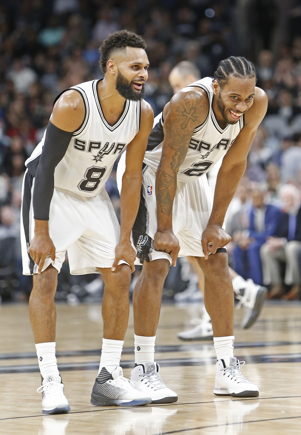 谈球吧体育app下载米尔斯：10年后能够和小卡重聚并为同一件事努力 这真的让人兴奋