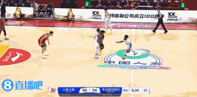 谈球吧体育app下载💥投疯了！鲍威尔连中两记追身三分打停山西  三分7中6