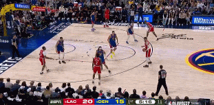 谈球吧体育app官网有谱！邓恩内外开花连得7分 帮助快船占据主动