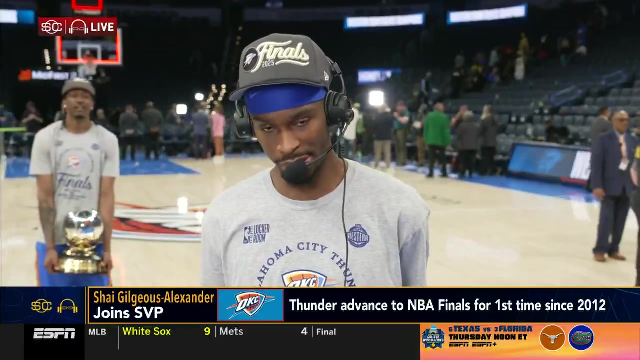 谈球吧官网登录入口亚历山大接受采访&杰伦威在后面抱着奖杯嘚瑟 SGA：走开啦😅！