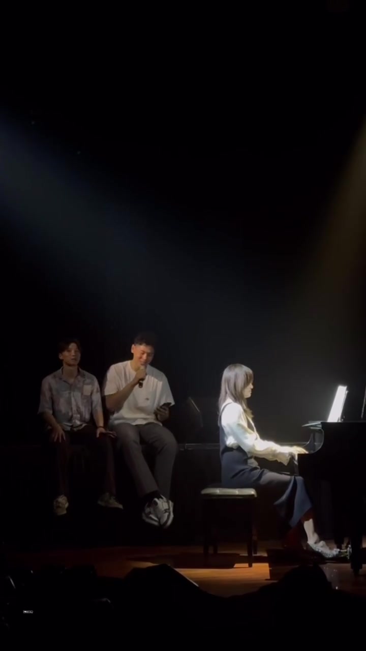 谈球吧体育app下载🤯打球里唱歌最好的？崔永熙一展歌喉清唱《单车》《富士山下》